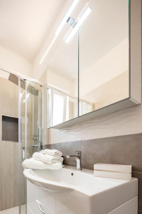 Tenuta Croce Appartamento Karol-Piscina-Vista Mare Salerno Bagian luar foto