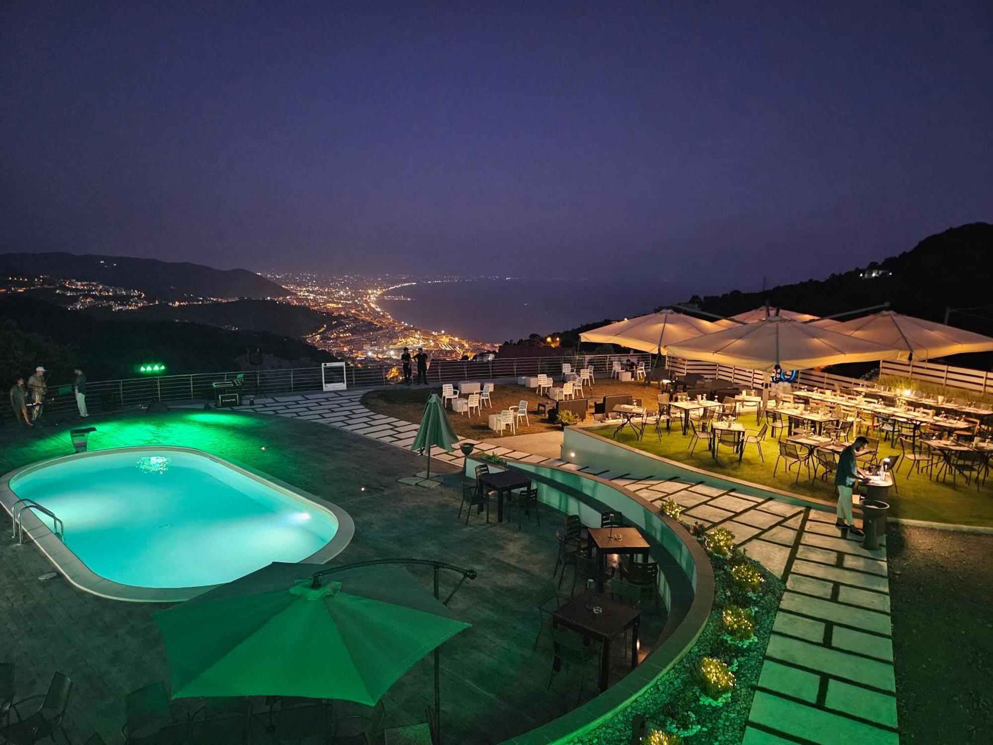 Tenuta Croce Appartamento Karol-Piscina-Vista Mare Salerno Bagian luar foto
